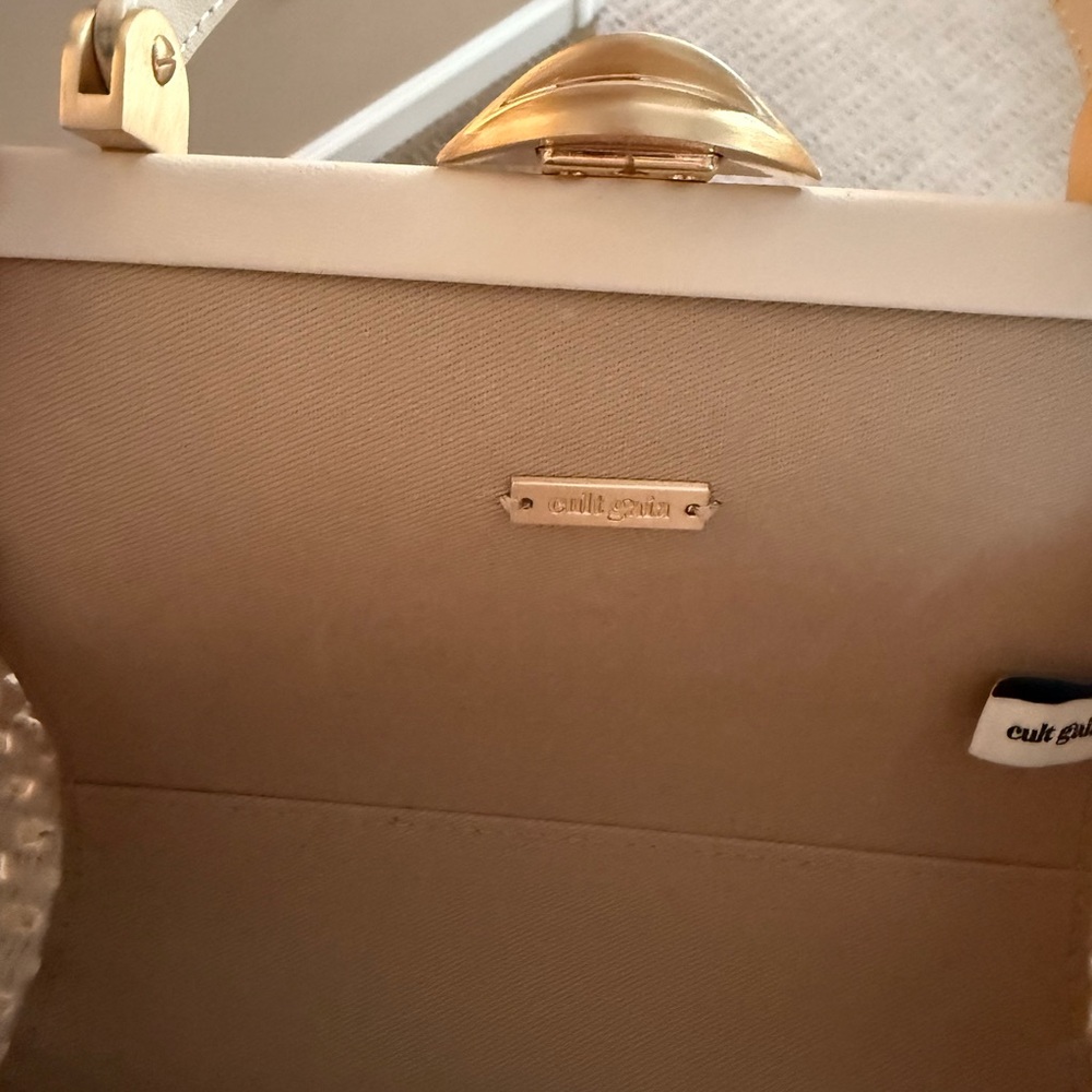 Cult Gaia Zuma Woven Top-Handle Crossbody Bag in Off White - Picture 5 of 6